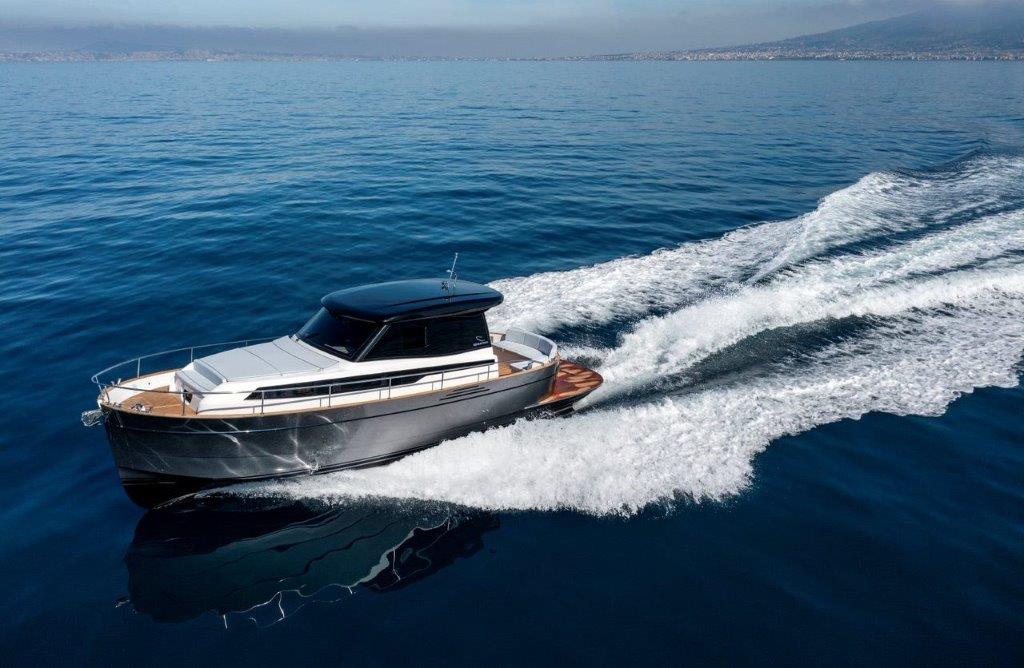 Apreamare Attends Cannes Yachting Festival With New Gozzo 38 Cabin