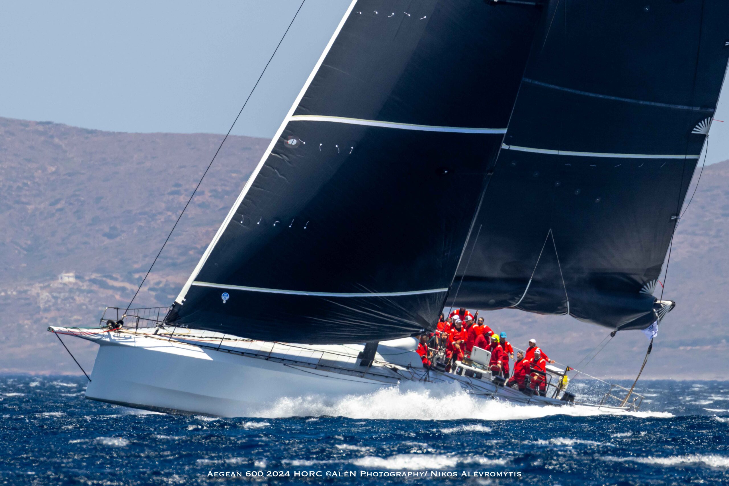 Lucky claims Aegean 600 monohull line honours as MODs match race to new record