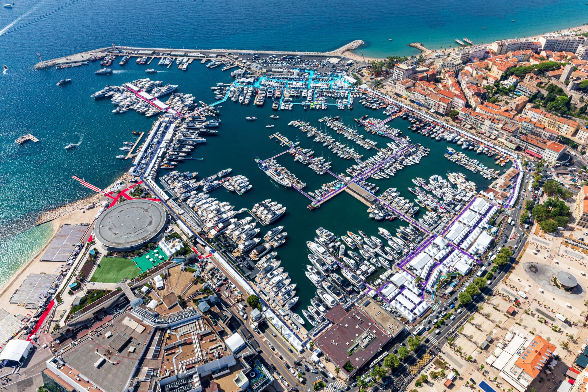 The countdown begins: Two weeks left until the Cannes Yachting Festival 2024!