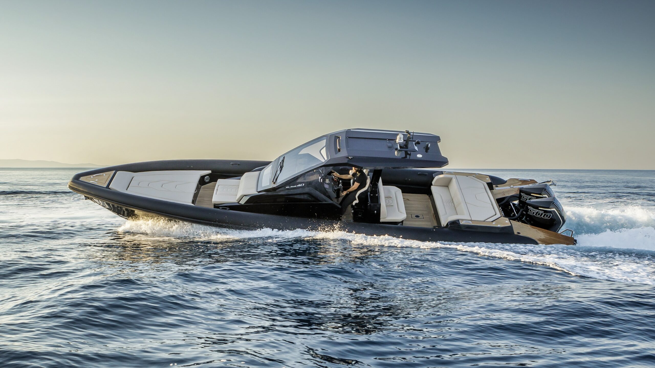 Technohull’s Alpha 40 takes layout design to new levels for a next-level dayboating experience