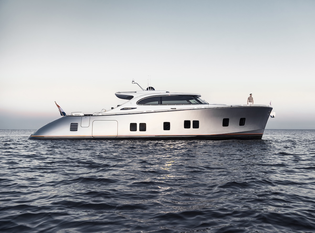 New launch by Zeelander Yachts: Stylish new mini superyacht Zeelander 8