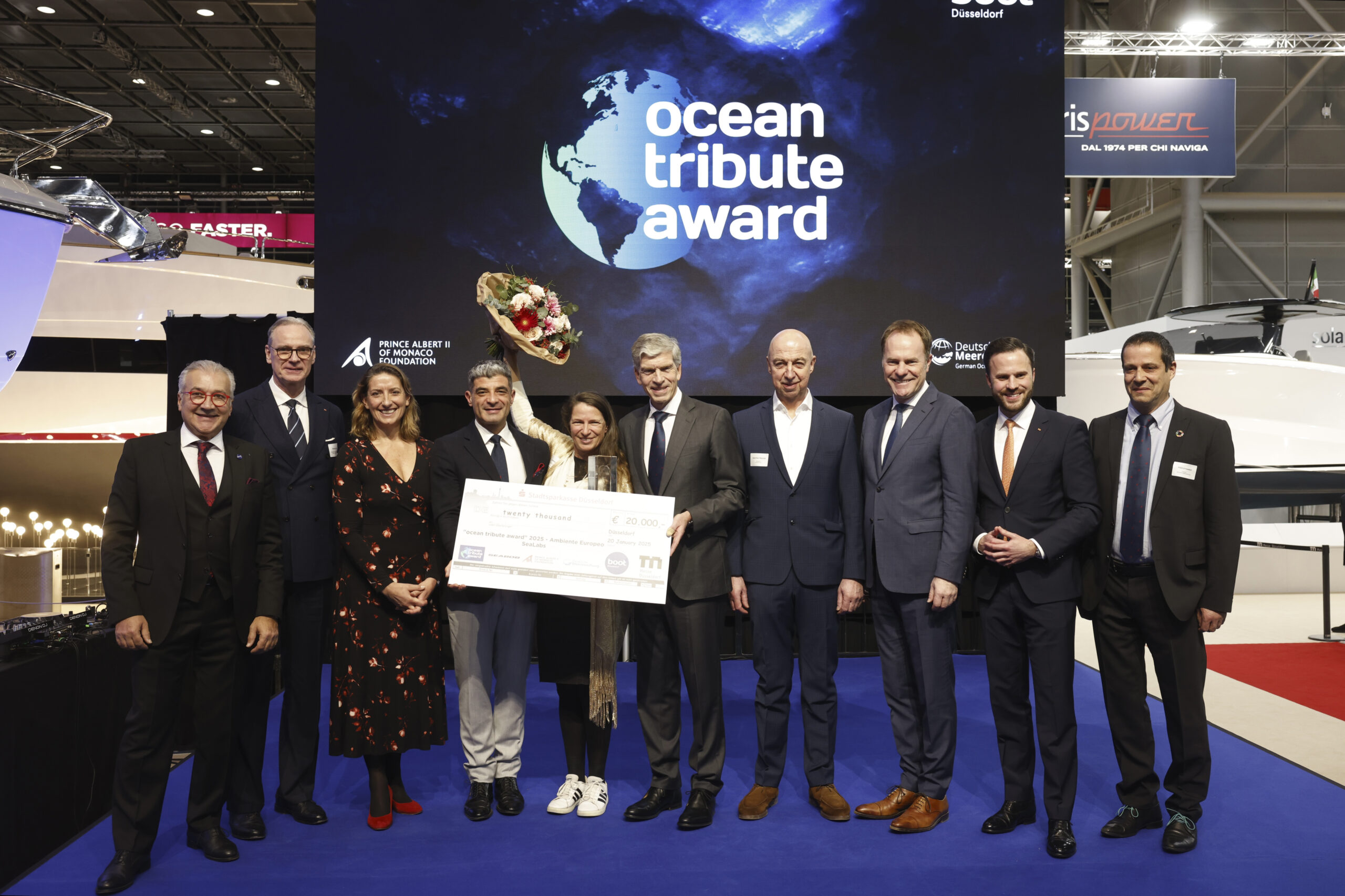 SeaLabs Triumphs: Ambiente Ampero Wins Ocean Tribute Award 2025 for Ocean Protection at boot