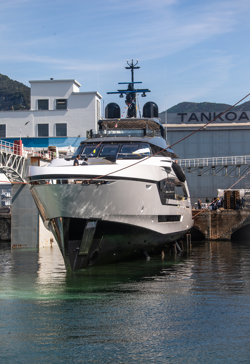 Loewe on Deck: Tankoa’s T55 Sportiva Strikes Again