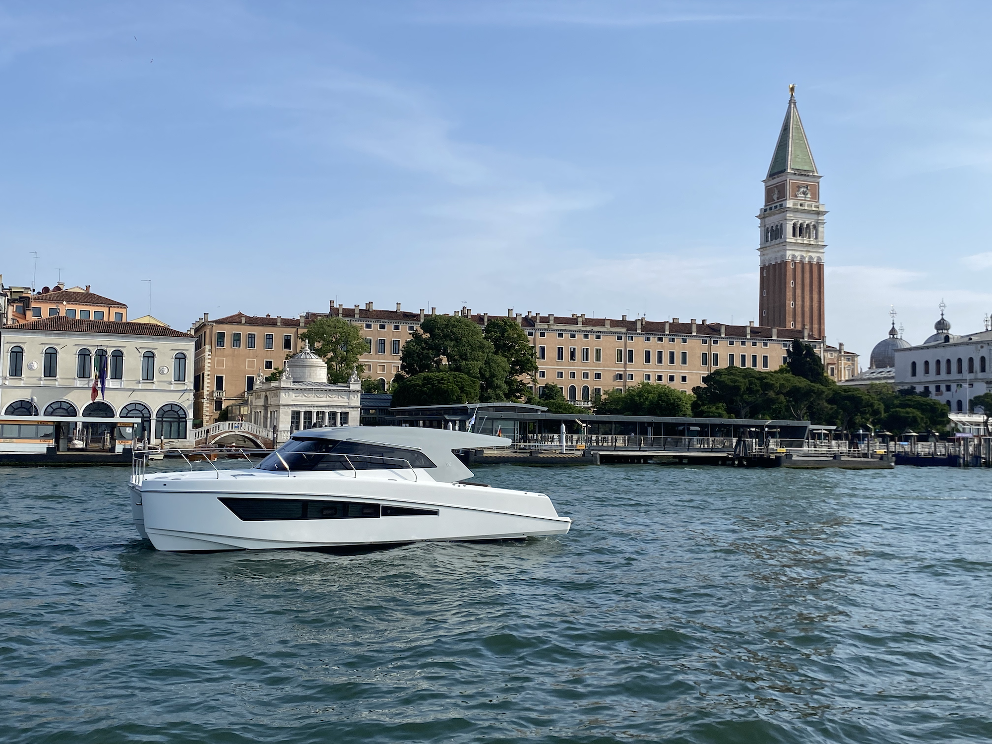 MAKAI M37 Summer Tour Continues Across Europe
