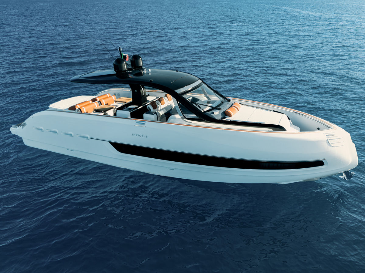 Invictus TT460 Shell Edition: Elegance Reimagined